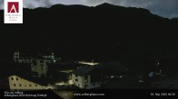 Archived image Webcam Hotel Arlberghaus at Zürs 05:00