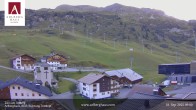 Archived image Webcam Hotel Arlberghaus at Zürs 08:00