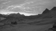 Archiv Foto Webcam Jägeralpe: Blick Biberkopf und Wartherhorn 05:00
