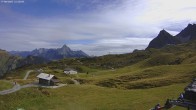 Archiv Foto Webcam Jägeralpe: Blick Biberkopf und Wartherhorn 11:00