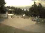 Archiv Foto Webcam Wasserkuppe: Märchenwiesenhütte 11:00