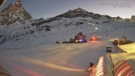 Archived image Webcam Plan Maison / Breuil Cervinia 05:00