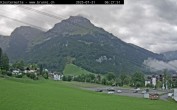 Archived image Webcam Base station of the Brunni cable car 05:00