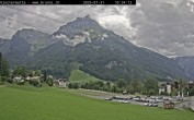 Archived image Webcam Base station of the Brunni cable car 09:00