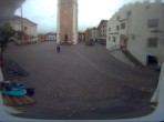 Archiv Foto Webcam Dorfplatz Kastelruth 11:00