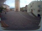 Archiv Foto Webcam Dorfplatz Kastelruth 13:00