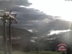 Archiv Foto Webcam Kitzbühel: Gaisberg Bergstation 06:00