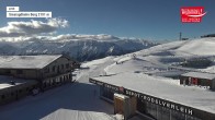 Archived image Webcam Mountain station Smaragdbahn lift 09:00