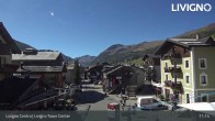 Archived image Webcam Livigno town center 10:00