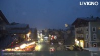 Archived image Webcam Livigno town center 02:00