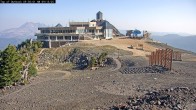 Archived image Webcam Mt Bachelor - View Three Sisters 09:00