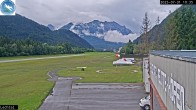 Archived image Webcam Hoefen airport 09:00