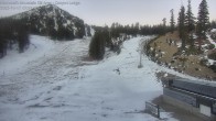 Archived image Webcam Mammoth Mountain - Canyon Lodge 06:00