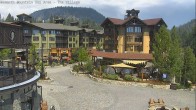 Archived image Webcam Mammoth Village 10:00