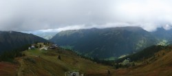 Archiv Foto Webcam Riesneralm: Panorama Skigebiet und Skihütte Hochsitz 13:00