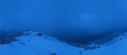 Archiv Foto Webcam Riesneralm: Panorama Skigebiet und Skihütte Hochsitz 05:00