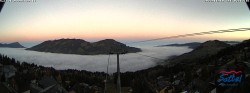 Archived image Webcam mount Mostelberg, Sattel Hochstuckli 06:00