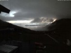 Archiv Foto Webcam Berghaus Arflina: Talblick 05:00