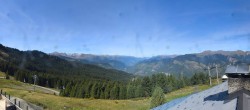 Archiv Foto Webcam La Tania: Bergrestaurant Bouc Blanc 11:00