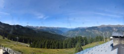 Archiv Foto Webcam La Tania: Bergrestaurant Bouc Blanc 13:00