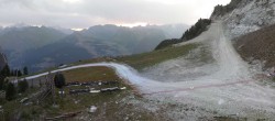 Archived image Webcam Peisey Vallandry - Top station chairlift Clocheret 00:00