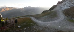 Archived image Webcam Peisey Vallandry - Top station chairlift Clocheret 07:00