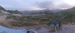 Archived image Webcam Les Arcs - top station chairlift Arcabulle 00:00