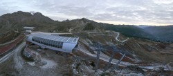 Archiv Foto Webcam Peisey Vallandry - Bergstation Sessellift Arpette 19:00