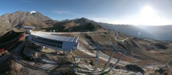 Archiv Foto Webcam Peisey Vallandry - Bergstation Sessellift Arpette 17:00