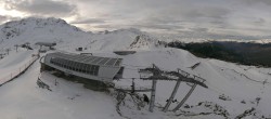Archiv Foto Webcam Peisey Vallandry - Bergstation Sessellift Arpette 07:00