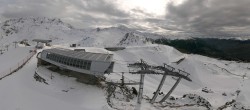 Archiv Foto Webcam Peisey Vallandry - Bergstation Sessellift Arpette 13:00