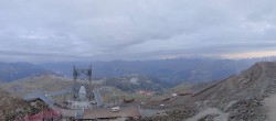 Archived image Webcam Peisey Vallandry - Top station cable car L`Aiguille Rouge 05:00