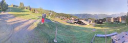 Archived image Webcam Chairlift in Morillon Ski Resort 08:00