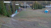 Archived image Webcam Silver Queen Slope and chair lift 06:00