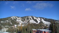 Archived image Webcam Silver Queen Slope and chair lift 09:00
