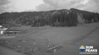 Archived image Webcam Village Day Lodge - Sun Peaks 04:00