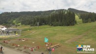 Archived image Webcam Village Day Lodge - Sun Peaks 10:00