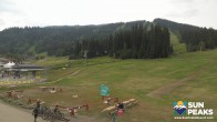 Archived image Webcam Village Day Lodge - Sun Peaks 16:00