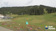 Archived image Webcam Village Day Lodge - Sun Peaks 08:00