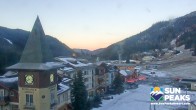 Archived image Webcam Sun Peaks Grand Hotel 06:00