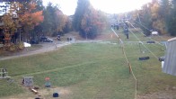 Archived image Webcam Mont Sutton: base area 11:00