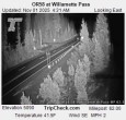Archiv Foto Webcam Willamette Pass: Blick auf die Strasse 04:00