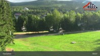Archiv Foto Webcam Harrachov: Skipiste und Skisprunganlage am Teufelsberg 08:00