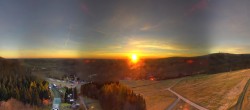 Archiv Foto Webcam Oberwiesenthal: Panoramablick vom Fichtelberg 06:00