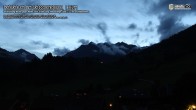 Archiv Foto Webcam Prägraten am Großvenediger: Blick auf Bichl und die Maurer Berge 19:00