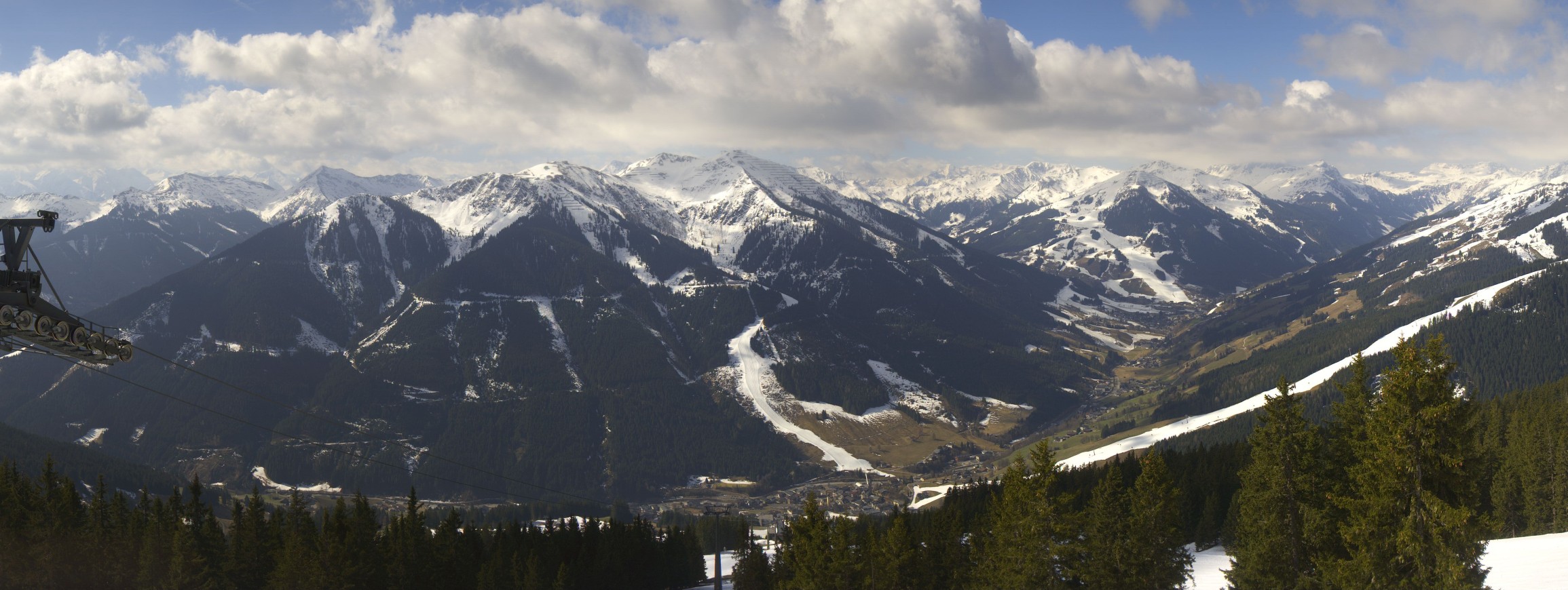 Saalbach: Blick vom Kohlmaiskopf
